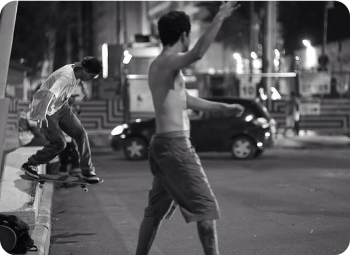 imagem de um skatista